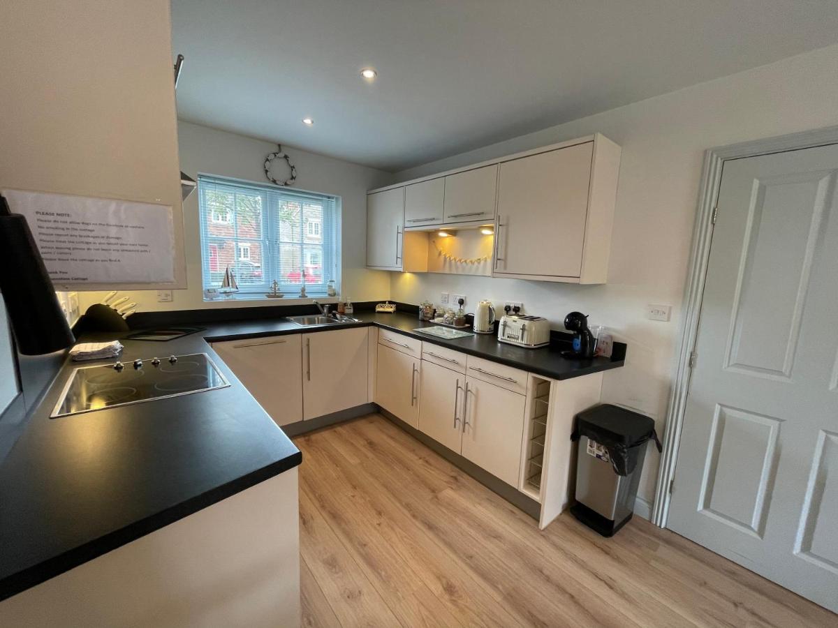 The Bay, Filey, Moonshine Cottage מראה חיצוני תמונה