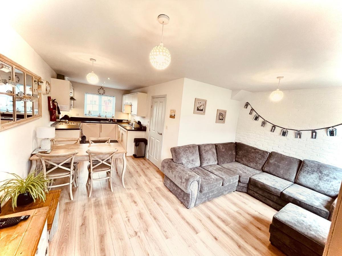 The Bay, Filey, Moonshine Cottage מראה חיצוני תמונה